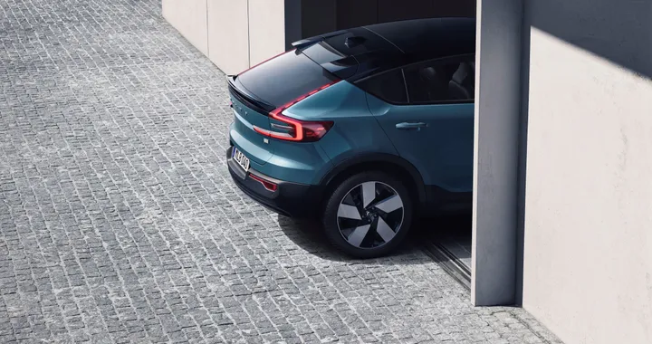 Volvo, joint venture con Geely per gestire i propulsori