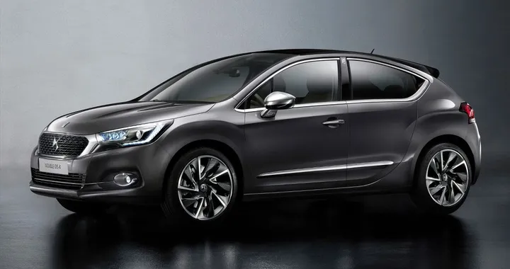 DS 4 restyling e DS 4 Crossback - foto