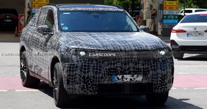 La nuova BMW X5 è in arrivo. Ecco le prime foto spia degli interni