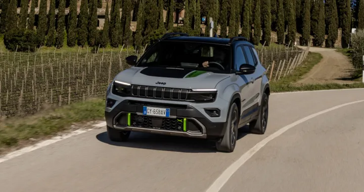 Jeep Avenger, continua il successo in Italia: SUV più venduto anche a maggio