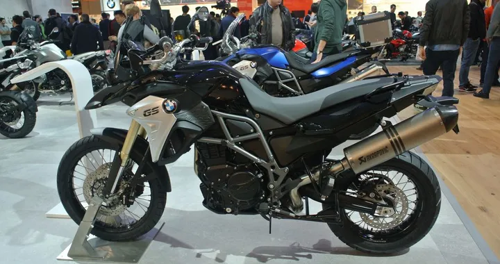 BMW F 800 GS e F 700 GS: foto e scheda tecnica