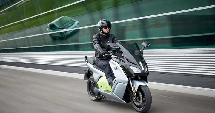 BMW C Evolution, primo ingresso nel mondo dello scooter sharing a Barcellona