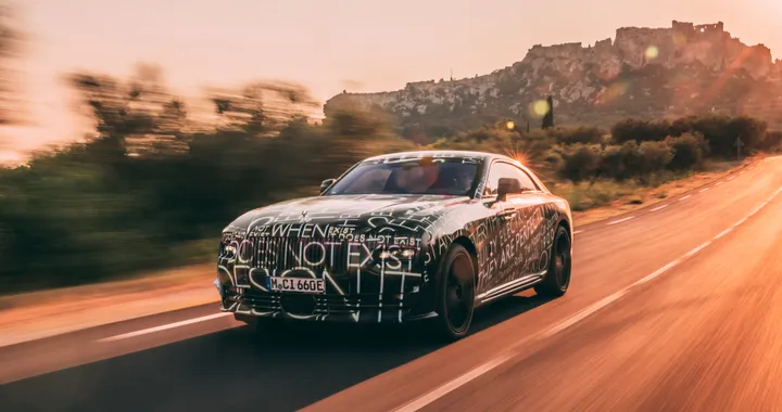 Rolls-Royce Spectre, lo sviluppo dell'elettrica entra in una nuova fase