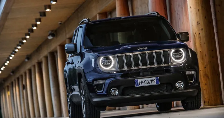 Telepass integrati nelle vetture Jeep: accordo tra Atlantia e FCA