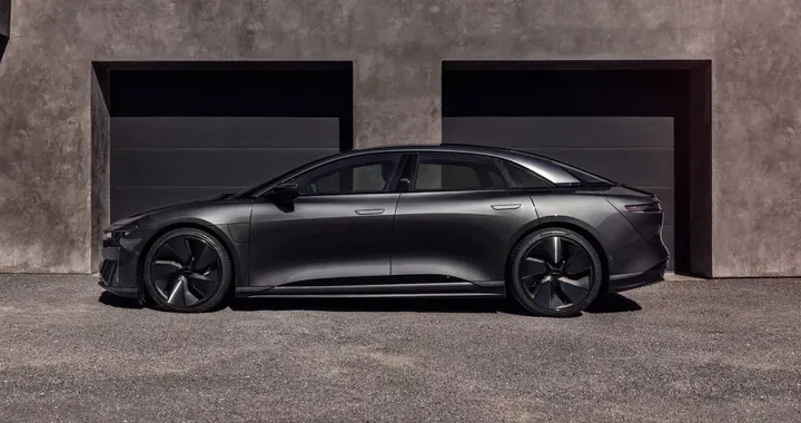 Lucid Air, arrivano in Europa due nuove versioni della berlina elettrica
