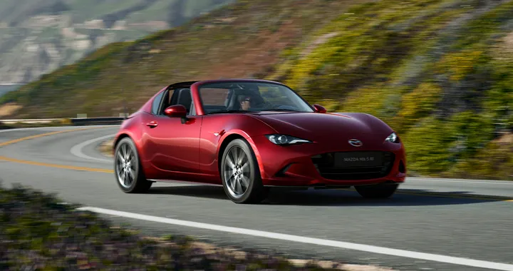 Mazda MX-5 2024, parte la commercializzazione in Italia. Prezzi