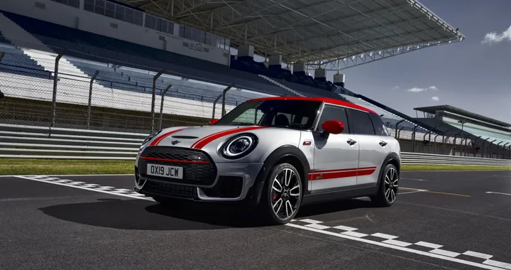 MINI Clubman e Countryman John Cooper Works: le MINI stradali più potenti