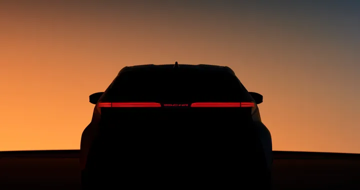 Toyota C-HR, la nuova generazione debutterà il 26 giugno