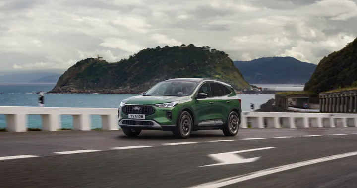 Kuga Full Hybrid solo 290 euro al mese con Noleggio Ford All Inclusive