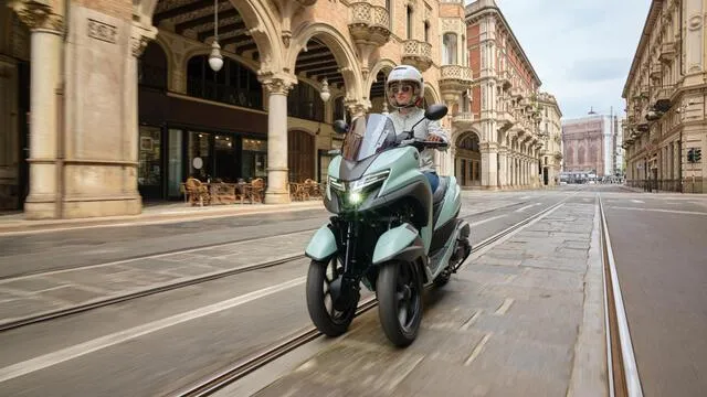 Yamaha Tricity 125 2025: ecco il nuovo scooter a tre ruote per la mobilità urbana