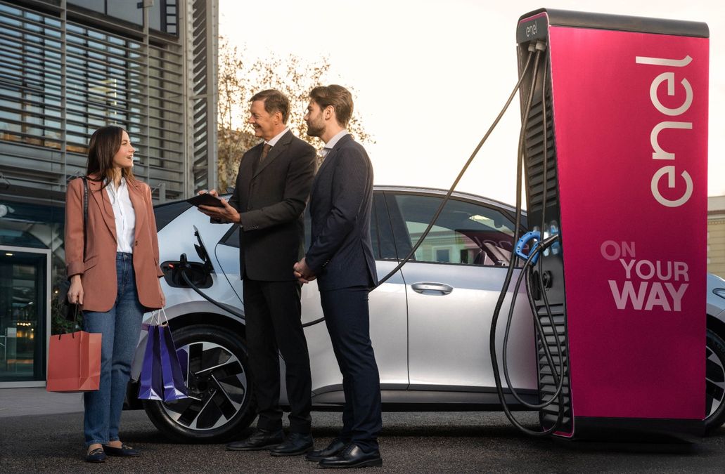 L’app Enel X Way si trasforma e diventa Enel On Your Way: cambieranno le tariffe?