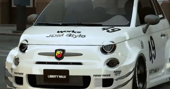 Abarth 595 diventa cattivissima grazie al kit widebody di Liberty Walk