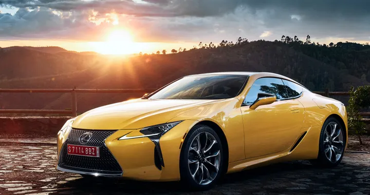 Lexus LC, in arrivo la serie limitata Yellow Edition