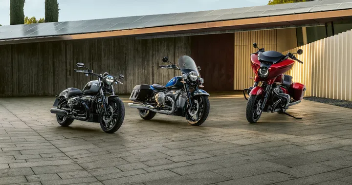 BMW R 18 2025, la cruiser bicilindrica si aggiorna: ecco le novità