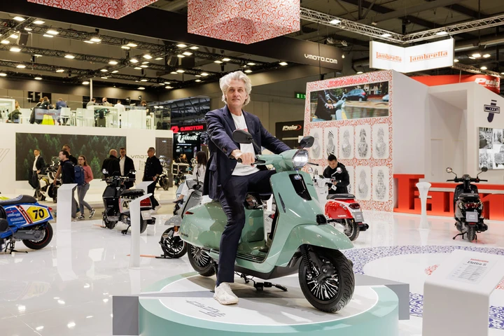 Lambretta svela Elettra S, a EICMA 2025 debutta il suo primo scooter elettrico