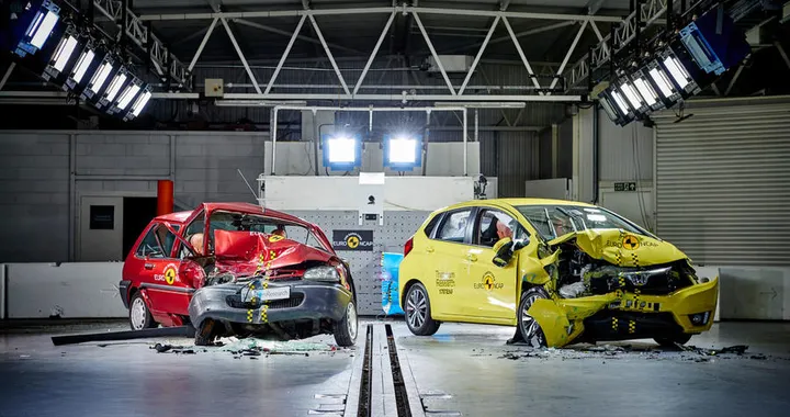 L'Unione Europea annuncia i sistemi di sicurezza obbligatori in auto dal 2021
