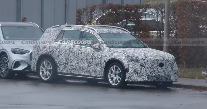 Nuova Mercedes GLC elettrica, si lavora sulla versione a 7 posti | Foto spia