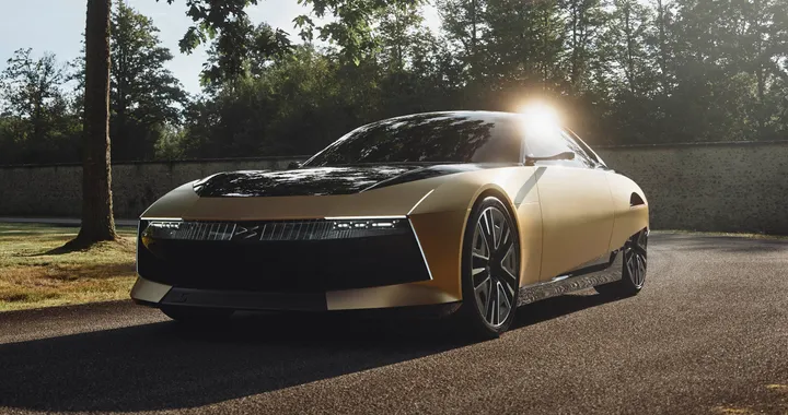 DS, il concept SM Tribute potrebbe entrare in produzione con un motore Maserati V6
