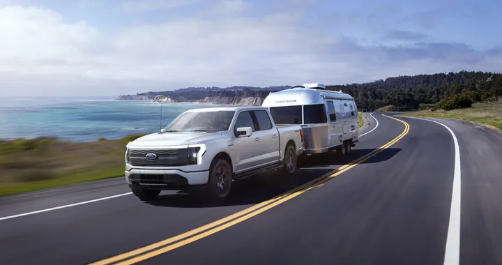 Ford scommette sul range extender per salvare i grandi SUV e pickup elettrici