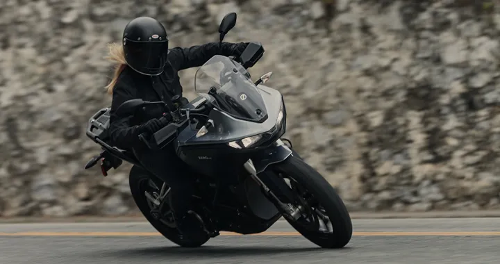 Zero Motorcycles svela la nuova gamma 2024 di moto elettriche ad EICMA 2023