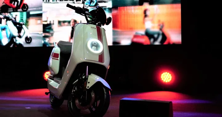 Niu N-GT e Niu M+: prezzo per l'Italia degli scooter elettrici connessi