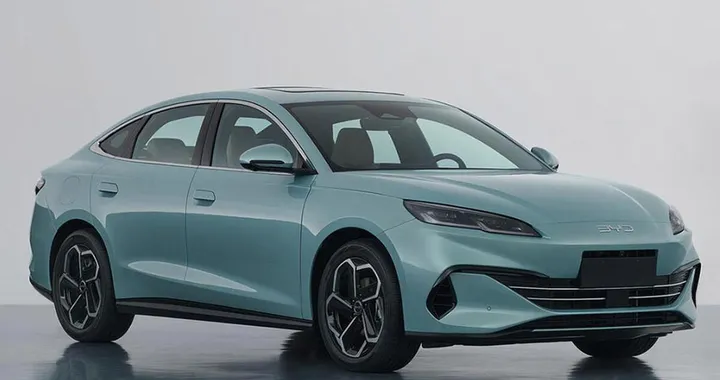 BYD Seal 06 DM-i, in arrivo per l'Europa una nuova ibrida Plug-in