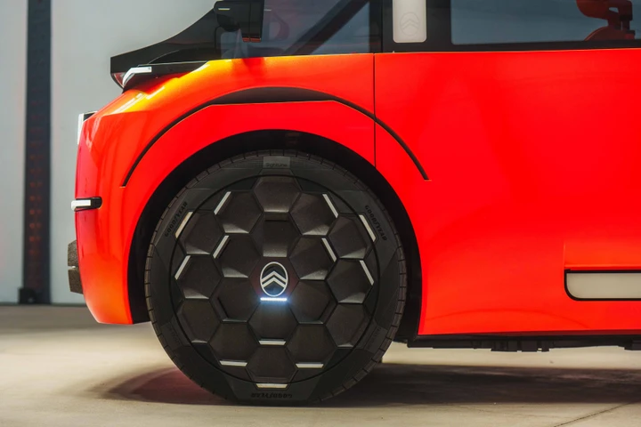 Citroen ELO, per il concept elettrico pneumatici smart e connessi di Goodyear