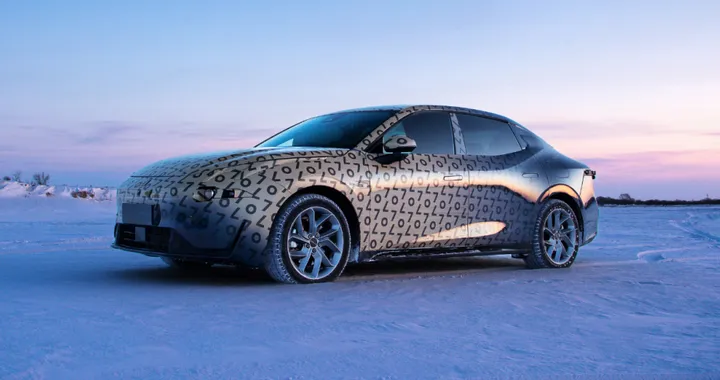 Lynk &amp; Co 07 EM-P, in arrivo una nuova berlina ibrida Plug-in
