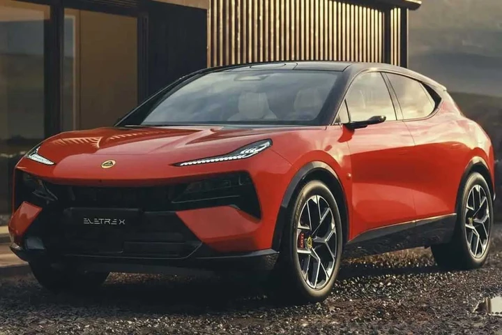 Lotus Eletre X: prezzi e allestimenti per l’Italia