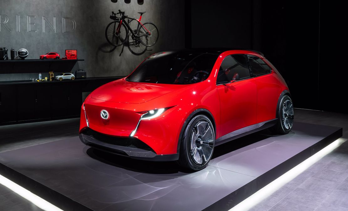 Mazda Vision X-Compact, ecco il concept di una piccola city car con AI empatica