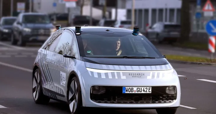 Volkswagen avvia i test su strada del veicolo a guida autonoma Gen.Urban