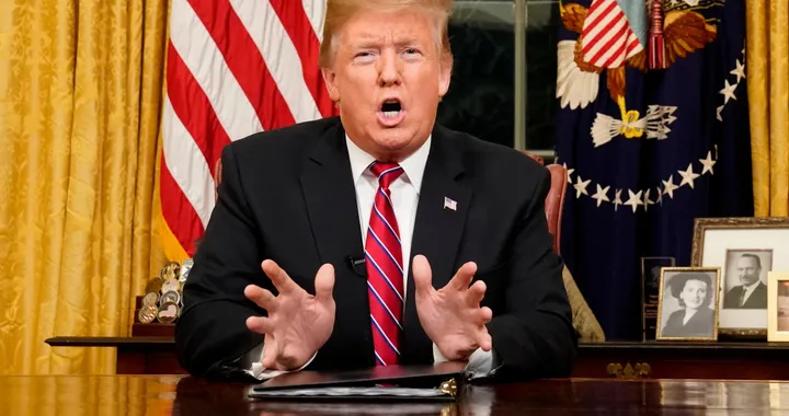 Trump: dazi al 25% anche per le automobili a partire dal 2 aprile