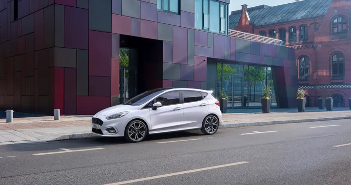 Ford Fiesta, il restyling si fa vedere su strada durante alcuni test