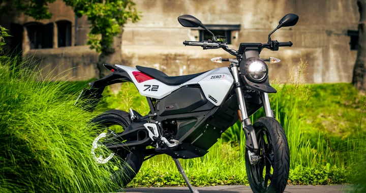 Zero FXE: la nuova moto elettrica di Zero Motorcycles, 160 km di autonomia