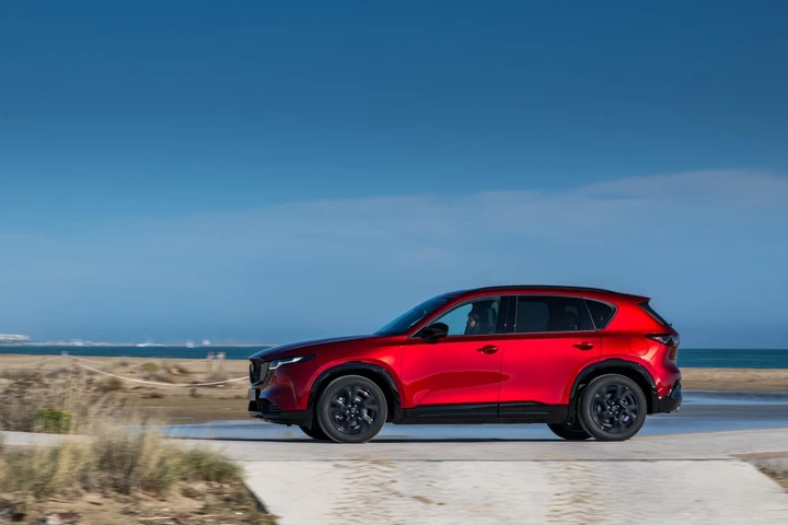 Mazda CX-30 e CX-5, offerte fino a dicembre: tasso al 2,99%