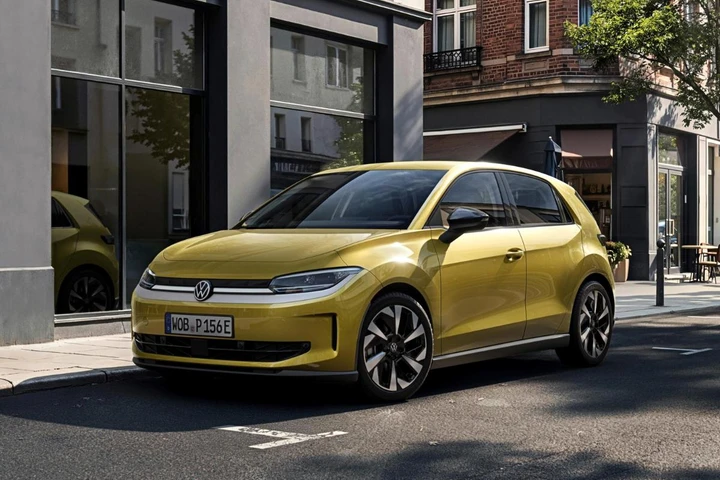 Volkswagen ID. Polo, il prezzo si abbassa con la batteria da 37 kWh