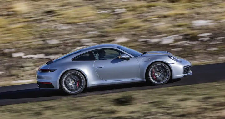 Una Porsche 911 solo elettrica? Secondo il capo del design Porsche, si farà