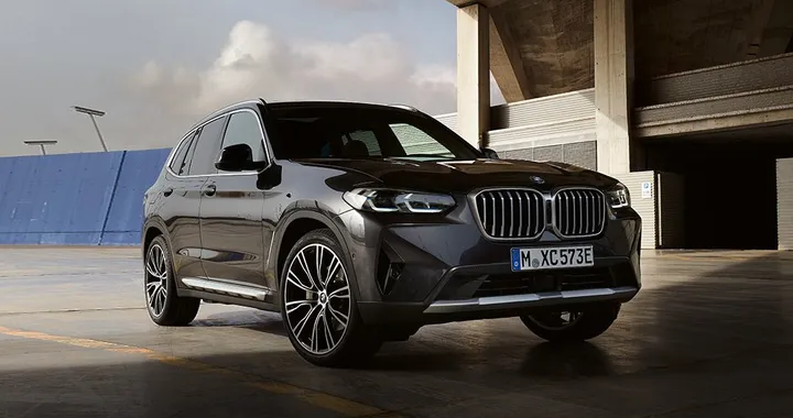 BMW X3, si lavora allo sviluppo della nuova generazione del SUV. Foto spia