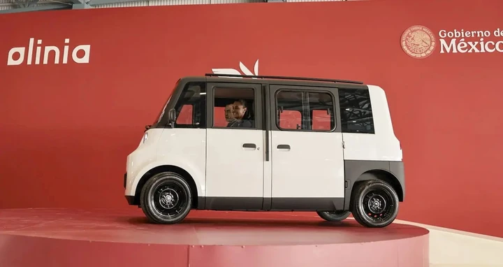 Olinia: la microcar elettrica messicana con spazio per sei persone
