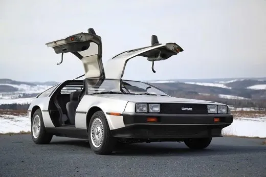 Le DeLorean DMC-12 di Ritorno al Futuro torna in produzione