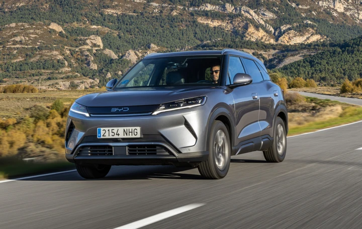 Novità BYD Atto 2, arriva la versione Comfort: nuova batteria e più autonomia | Prezzi