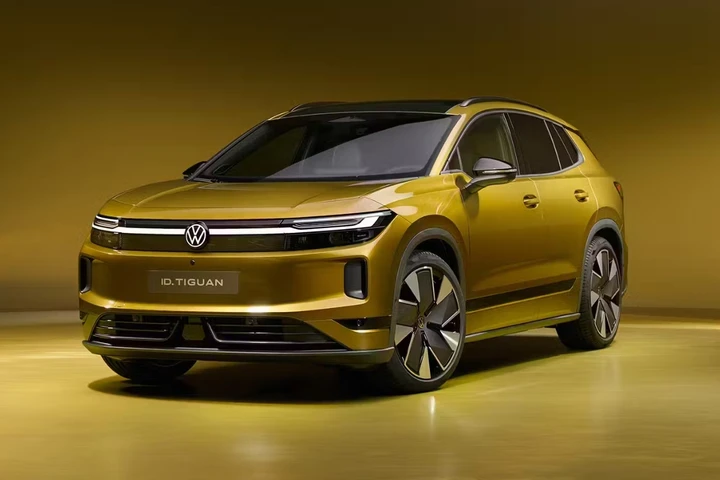 Calano i veli sulla Volkswagen l’ID. Tiguan, più autonomia e nuovo look