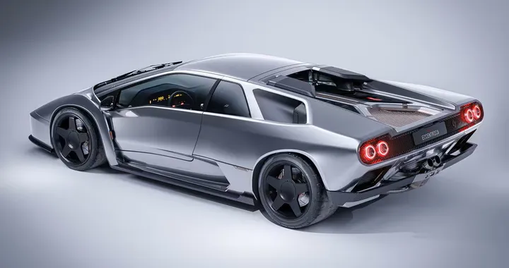 EccentricaV12: la restomod su base Diablo è pronta al debutto su strada