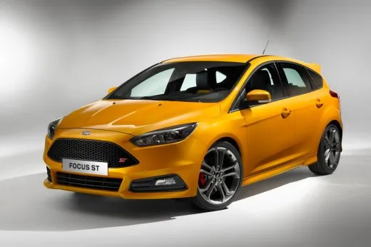 Ford Focus ST: The Stig contro un giocatore di Gran Turismo 6