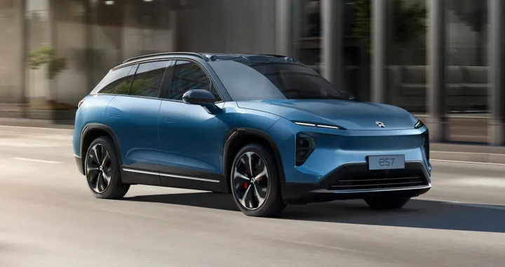 NIO ES7, il nuovo SUV elettrico con autonomia fino a 930 km