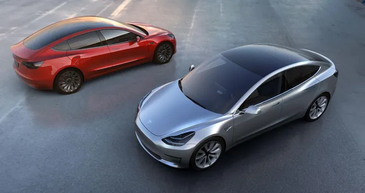 Tesla Model 3 supera le 250.000 richieste in due giorni