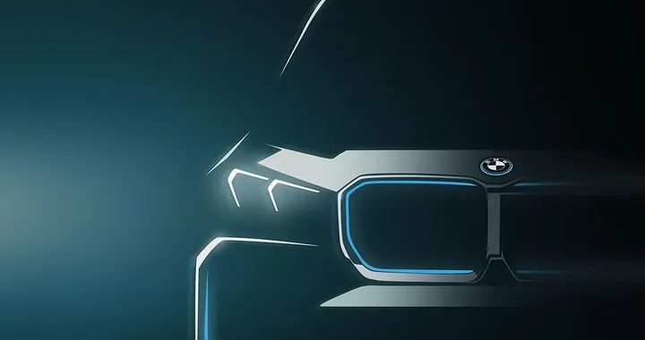BMW iX1, primo teaser del nuovo SUV elettrico. Arriva nel 2022