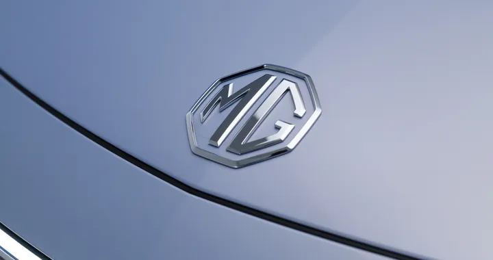 MG anticipa l'arrivo di una nuova elettrica rivale della Volkswagen ID.3