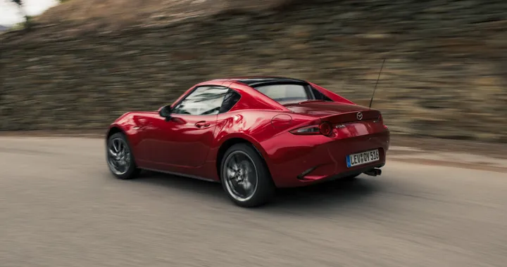 Mazda MX-5, tutte le (piccole) novità del Model Year 2023