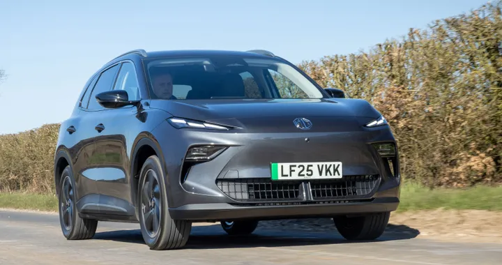 MG S5 EV, tutti i dettagli del nuovo SUV elettrico